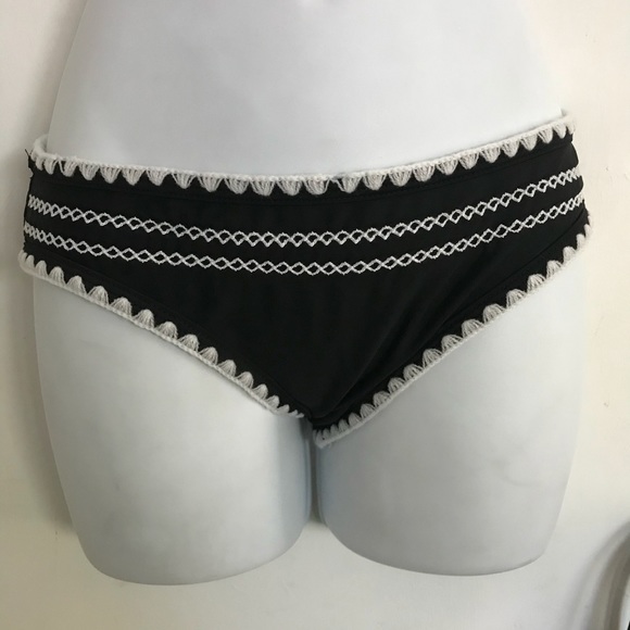 Bandeau Bikini Crochet Peekaboo Cross Shell Stitch - Picture 11 of 16